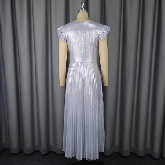 Damen Elegantes Plisseekleid mit funkelnden Details EB