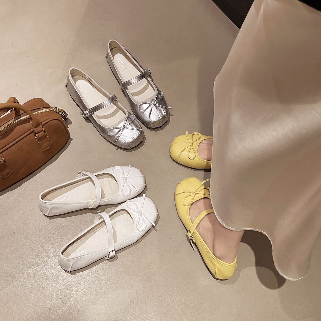 Damen Ballerinas mit schickem Riemchen und glamourösen Details EB