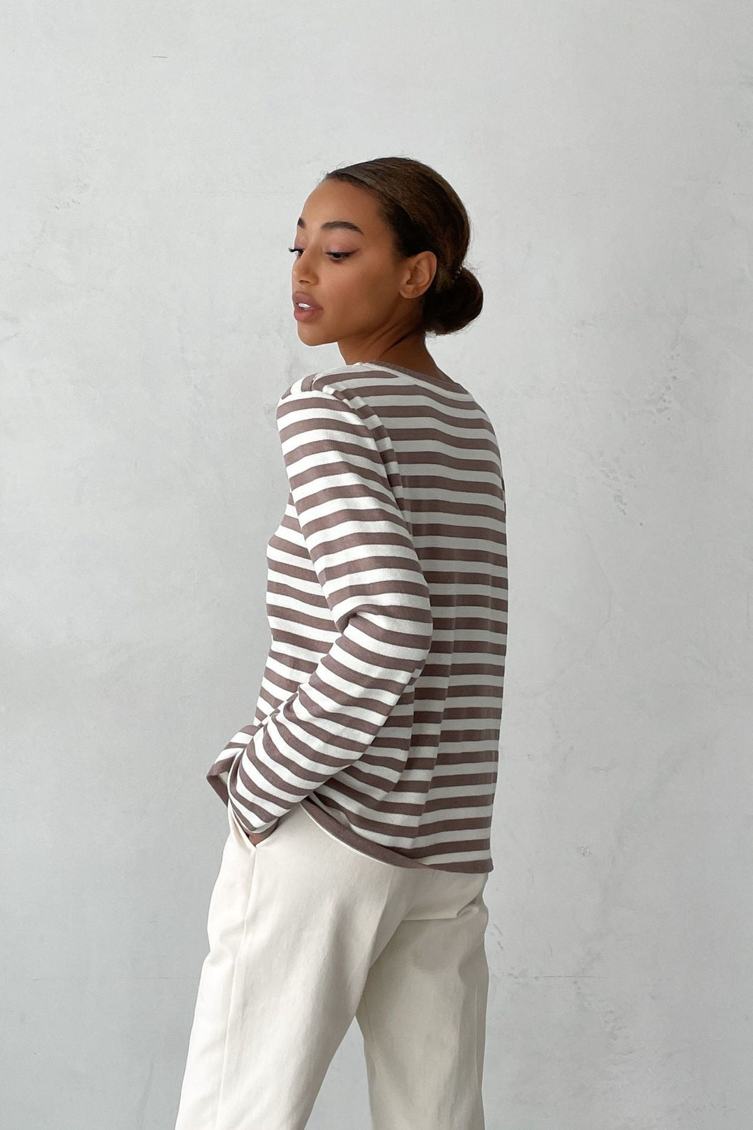 EB | Klassischer Gestreifter Pullover