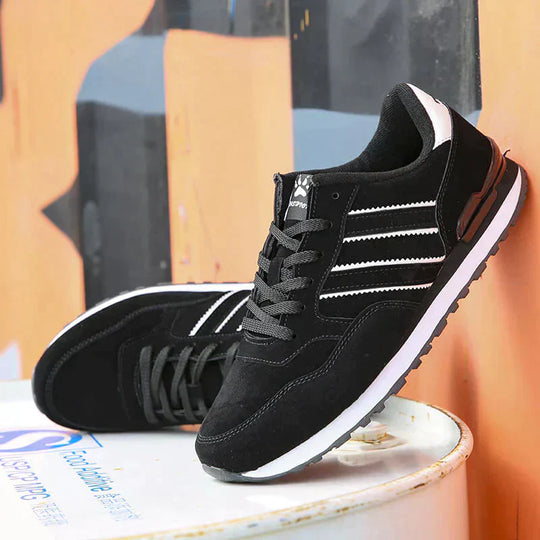Klassische Herrensneaker EB