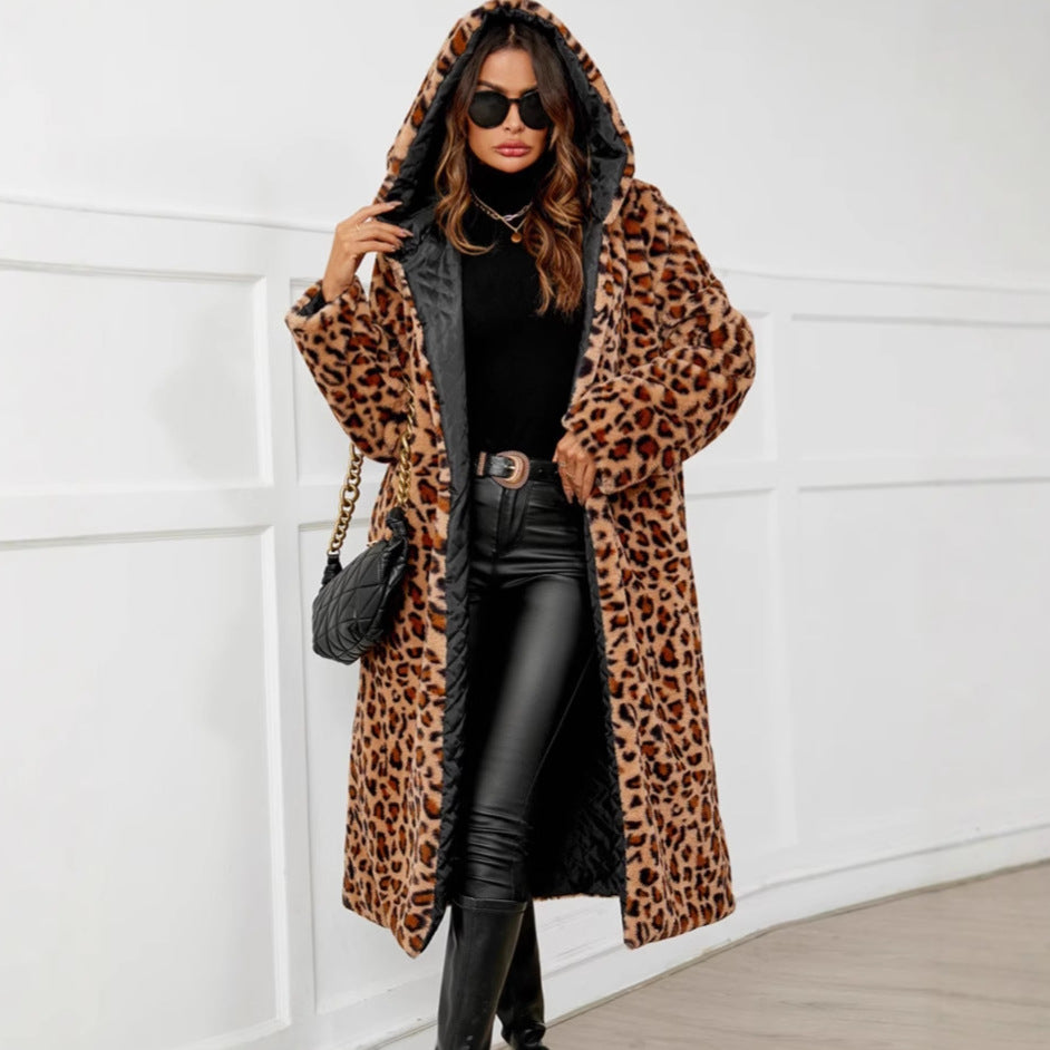 Damen Übergroße Kuscheljacke mit Leopardenmuster EB