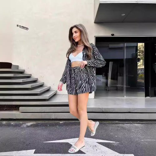Damen elegante Kurzarmbluse mit Zebra-Print EB
