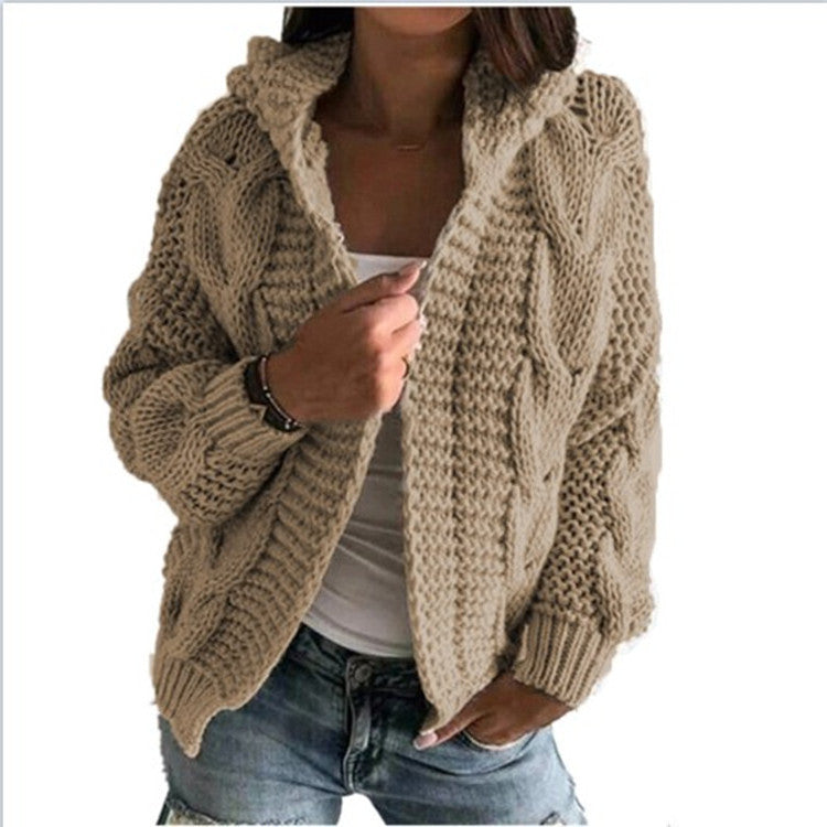 Damen Strickjacke mit voluminösem Zopfmuster und lässigem Schnitt EB