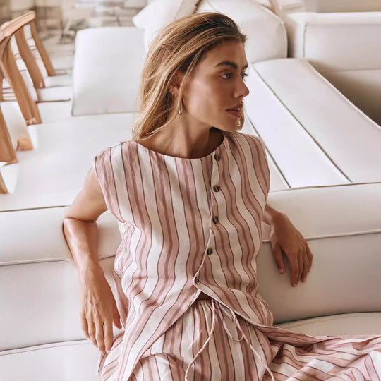 Damen gemütliche Lounge-Set mit gestreiftem Design und knöpfbarem Oberteil EB