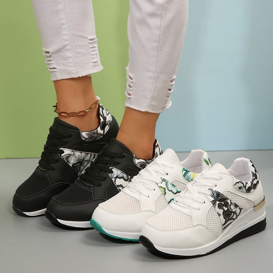 Damen modische Plateausneakers mit floralen Applikationen EB