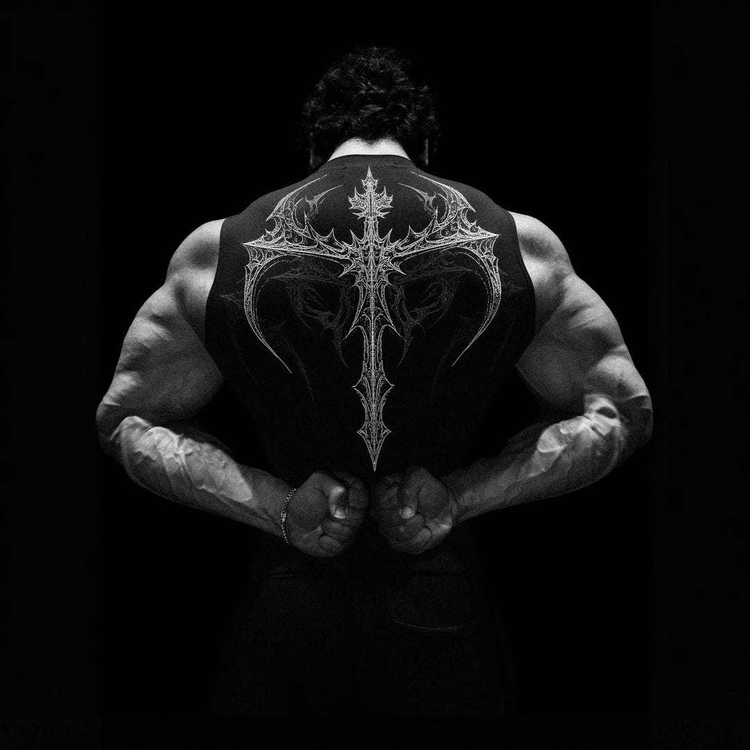 Herren nan figurbetontes Trainings-Tanktop mit tiefen Armausschnitten und filigranem Rückendruck EB