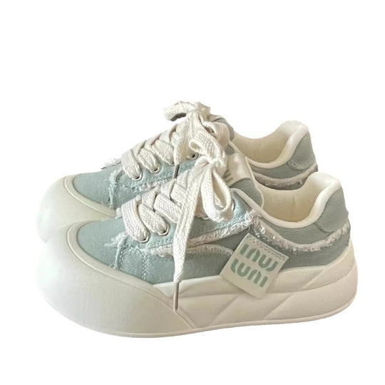 Damen Sneakers mit trendigem Sternen-Applikation und komfortabler Laufsohle EB