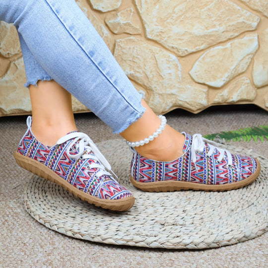Damen Sneakers mit buntem Ethno-Muster und rutschfester Sohle EB