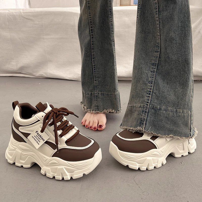 Damen Plattform Sneakers mit modischem Design und bequemer Dämpfung EB