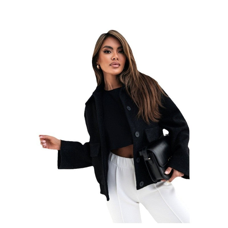 Damen Oversized Wolljacke mit modernen Knopfdetails und praktischen Taschen EB