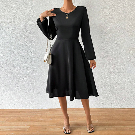 Damen elegantes Midikleid mit taillierter Korsagenoptik ausgestelltem A-Linien-Rock und langen ausgestellten Ärmeln Eichborn Berlin