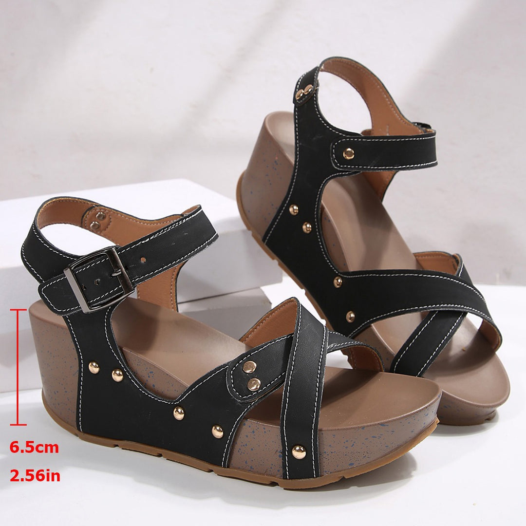 Damen Wedge-Sandalen mit elegantem Riemen-Design und modischen Akzenten EB