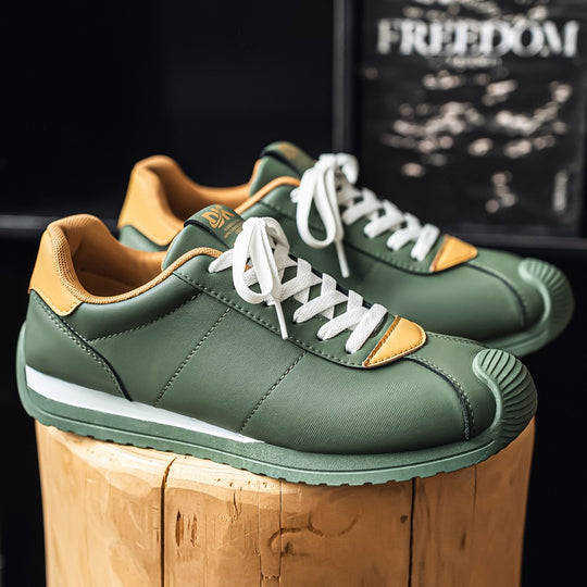 Unisex City-Sneaker mit geriffelter Zehenkappe und wasserabweisendem Kunstleder EB