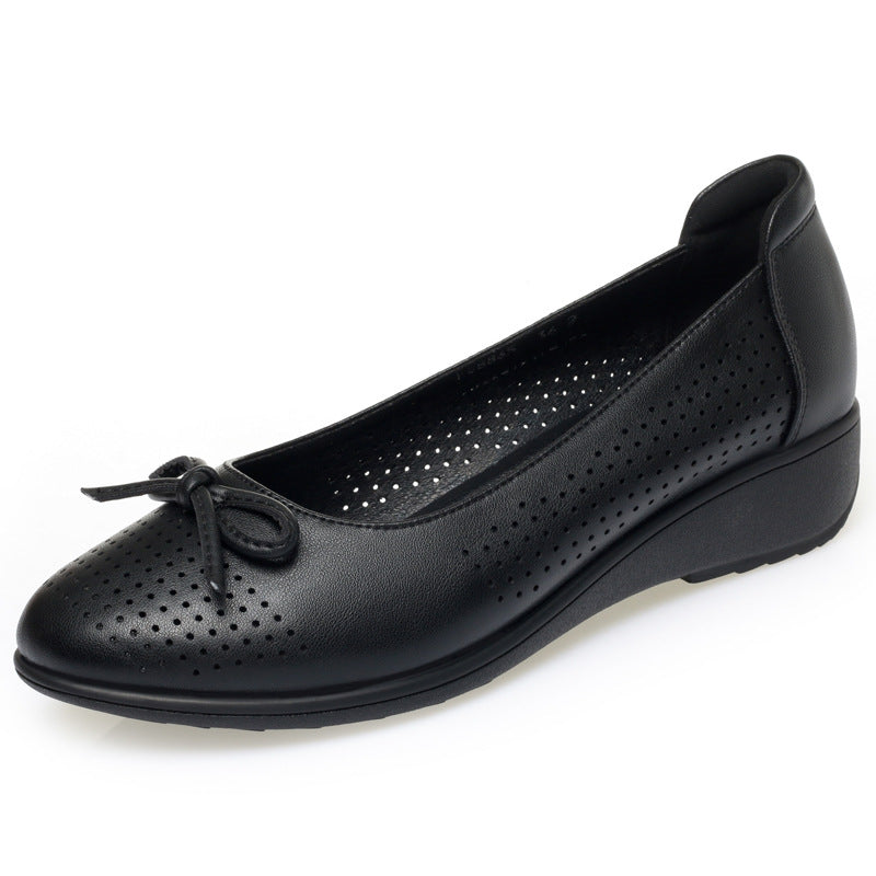 Damen Ballerinas mit perforierter Oberfläche und komfortablem Blockabsatz EB
