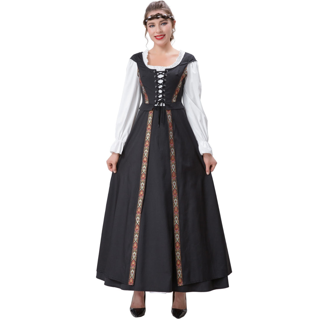 Damen Trachtenkleid mit kunstvollen Verzierungen und romantischem Schnitt EB