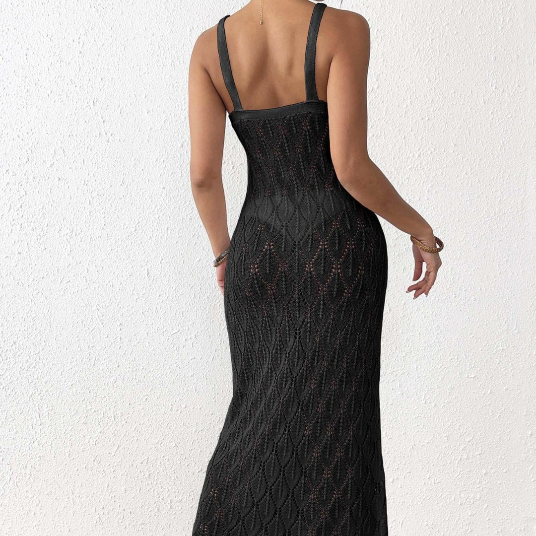 Damen Häkel-Maxikleid mit einem eleganten Blumendetail EB
