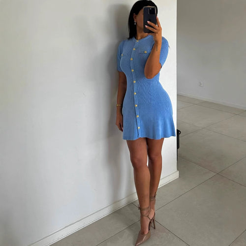 Damen Strickkleid mit kurzen Ärmeln und Knopfleiste EB