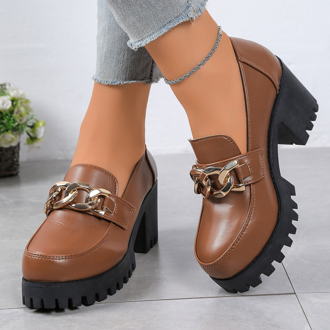 Damen modische Mokassins mit trendigem Absatz und Kettendetail EB