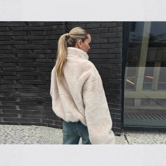 Damen Schockierende Kurzjacke aus luxuriösem Kunstfell EB