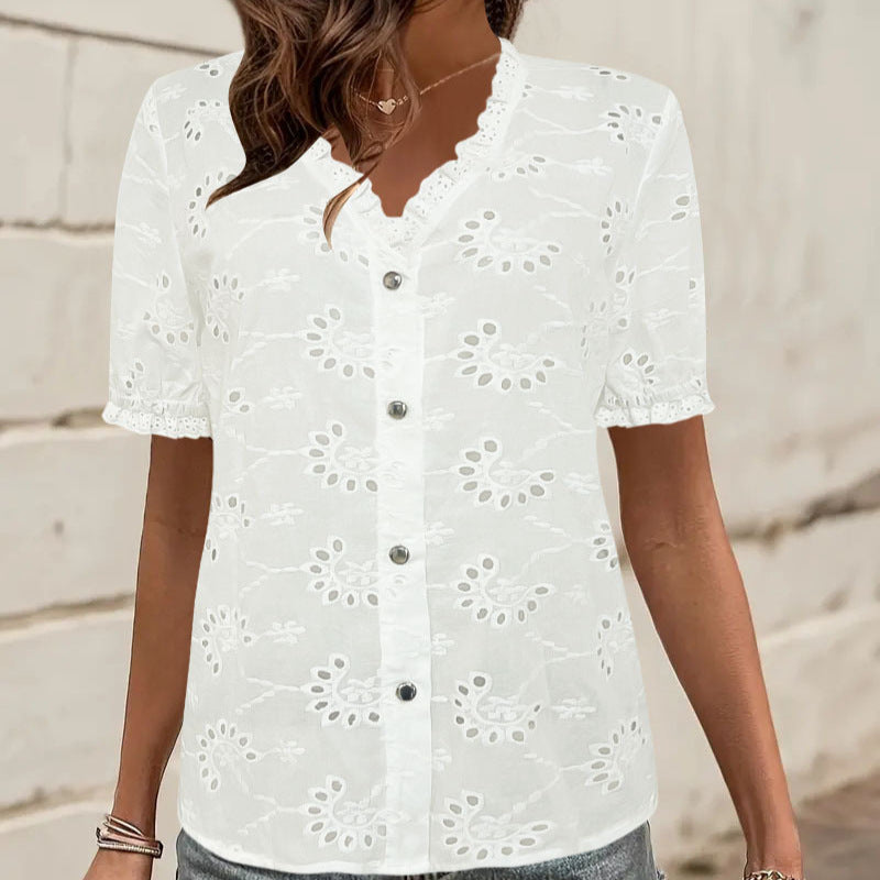 Damen Bluse mit floralen Stickereien und romantischem Spitzenabschluss EB