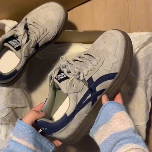 Damen Sportliche Sneaker mit strapazierfähigem Obermaterial und rutschfester Sohle EB