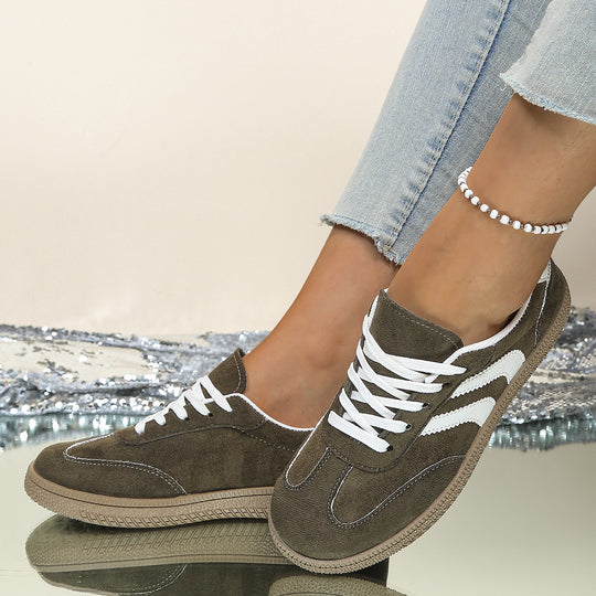 Damen Sneaker mit bequemer Polsterung und modischen Akzenten EB