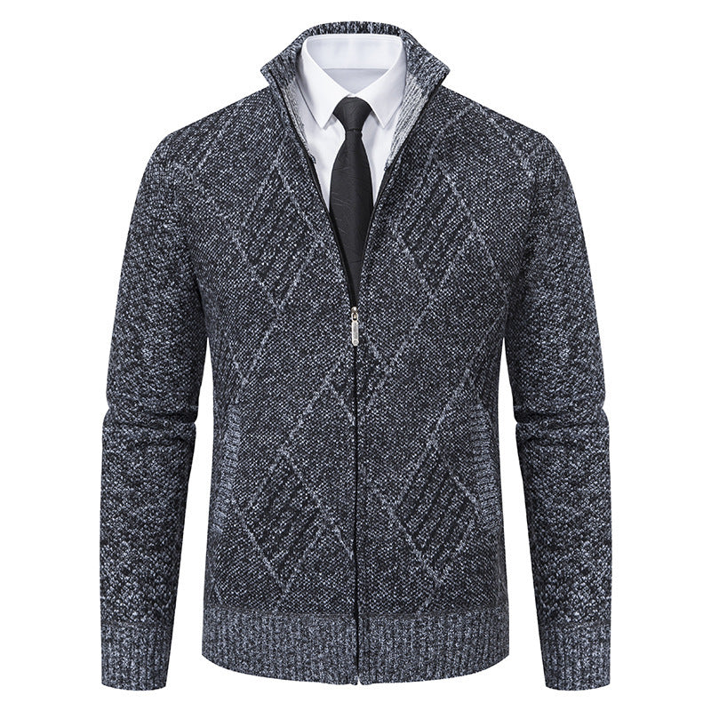 Herren modische Strickjacke mit hohem Kragen und stilvollem Zopfmuster EB