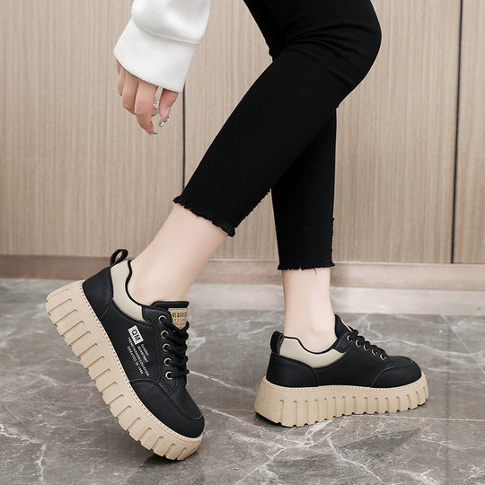 Damen Chunky Sneaker mit hohem Plateau und modischem Design EB