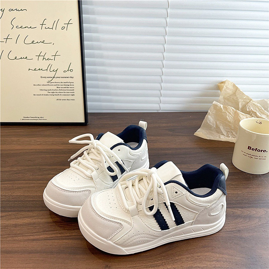 Damen Freizeit Sneakers mit hochwertigem Kunstleder-Obermaterial und dämpfender Sohle EB