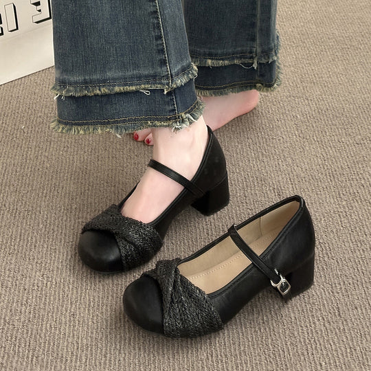 Damen Ballerinas mit elegantem Riemen und raffiniertem Strickdetail EB