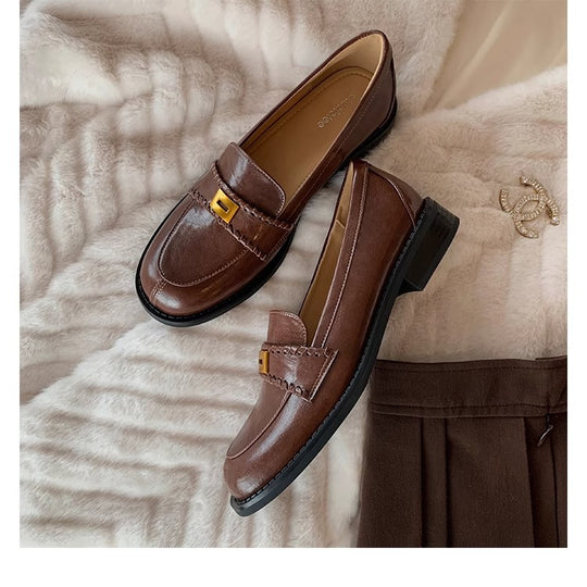 Damen Elegante Mokassins mit modischem Riemendetail EB