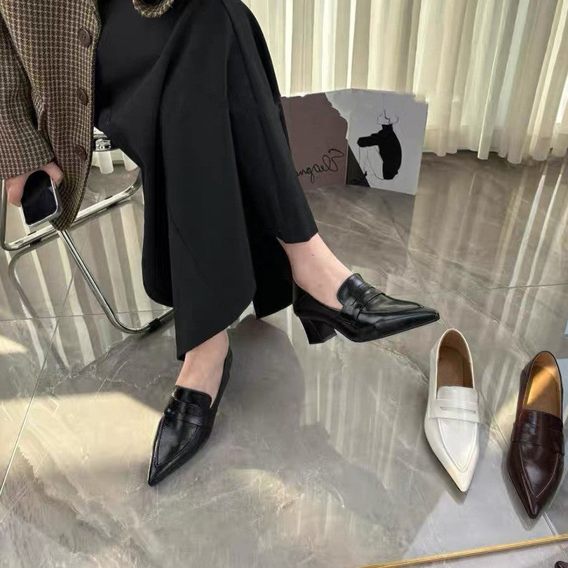 Damen elegante Slingback-Pumps mit spitz zulaufendem Design und dekorativem Riemen EB