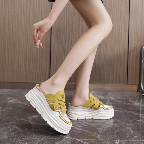 Damen Sneaker mit modischem Plateau und luftiger Schnürung EB
