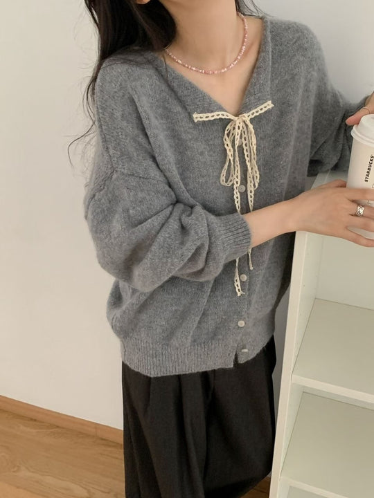 Damen Verspielte Strickjacke mit Schleifenverzierung EB