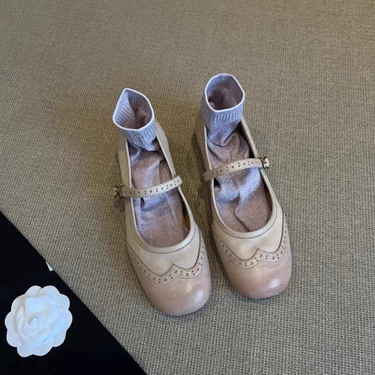Damen Elegante Ballerinas mit verstellbarem Riemen und modischem Detail EB