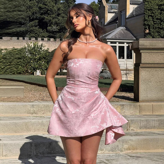 Damen Strapless Abendkleid mit asymmetrischem Saum und blütenförmigem Design EB