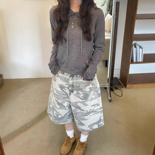 Damen Cargoshorts mit weitem Schnitt und modischem Camouflage-Muster EB
