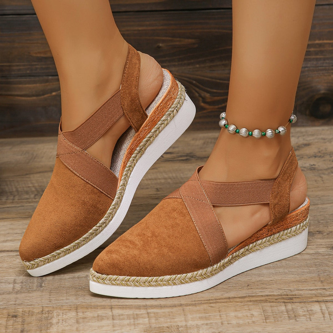 Damen nan Velours-Slingback-Keil mit spitzer Vorderkappe, geflochtenem Juteband und dämpfender Laufsohle EB