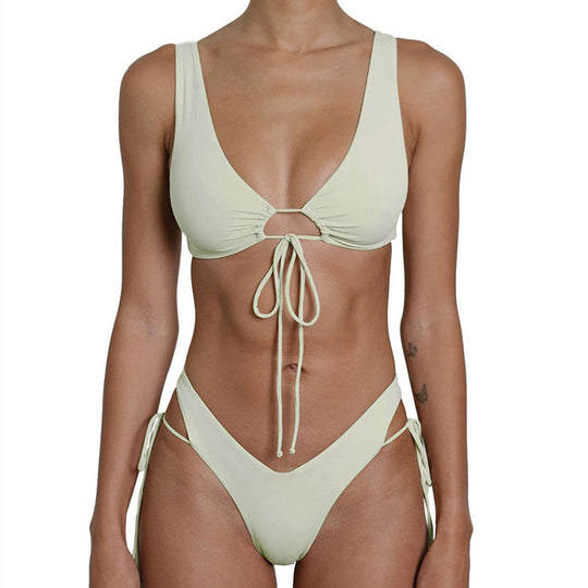 Damen Triangel-Bikini mit innovativem Schnitt und verstellbaren Seitenbändern EB