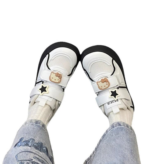 Damen Verspielte Sneaker mit dekorativen Details und Klettverschluss EB