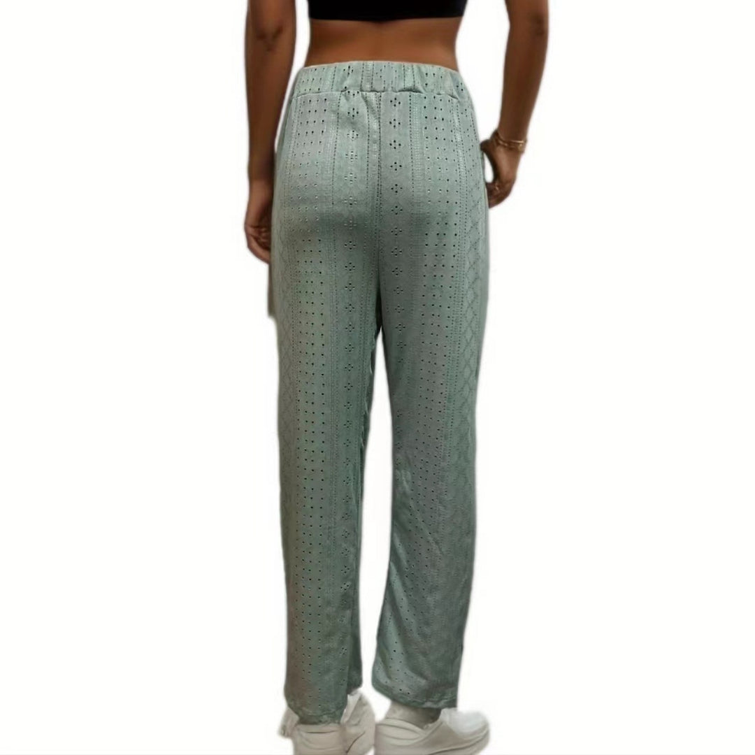 Damen weite Sommerhose mit feinen Lochmuster und elastischem Bund EB