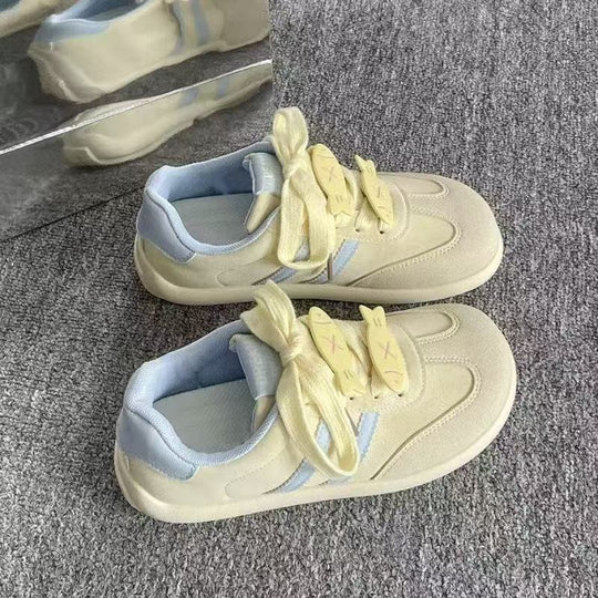 Damen Sneakers im lässigen Alltagsdesign mit spielerischen Applikationen EB