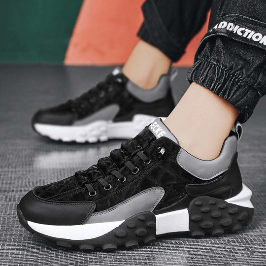 Damen Sportliche Sneakers mit stabiler Laufsohle und atmungsaktivem Obermaterial EB