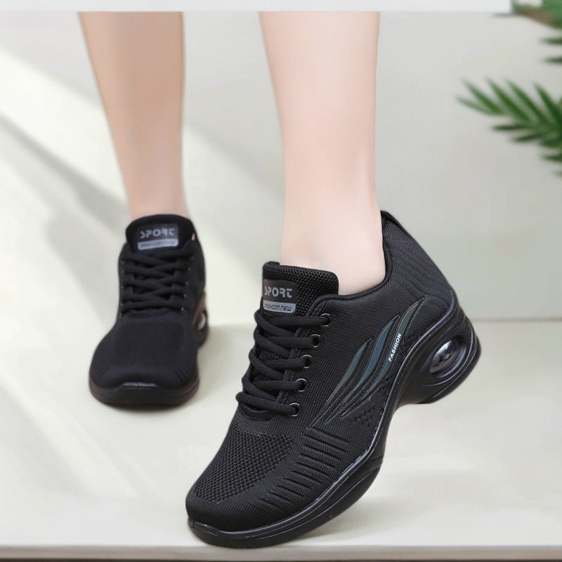 Damen Sportliche Sneakers mit dämpfender Sohle EB