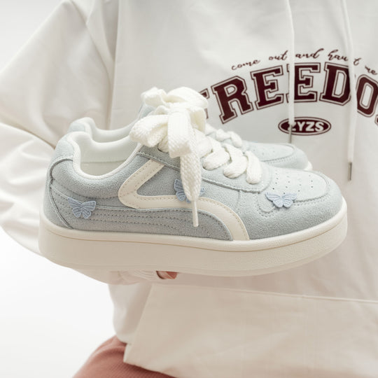 Damen Sneakers mit filigranem Schmetterlingsdesign und sportlicher Profilsohle EB