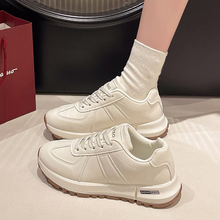 Damen Sportliche Sneakers mit innovativem Sohlenprofil und atmungsaktivem Obermaterial EB