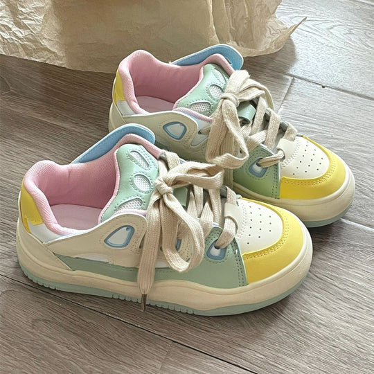 Damen Sportliche Sneakers mit innovativen Farbakzenten und atmungsaktiven Elementen EB