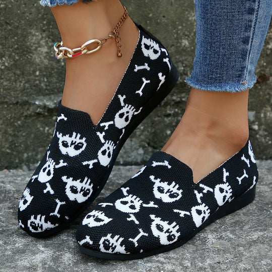 Damen Casual Slip-On Schuhe mit frechem Totenkopf-Design EB
