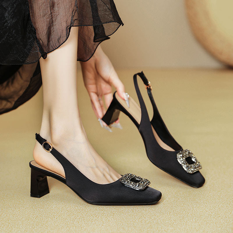 Damen Slingback-Pumps mit dekorativem Schmuckelement und komfortablem Blockabsatz EB