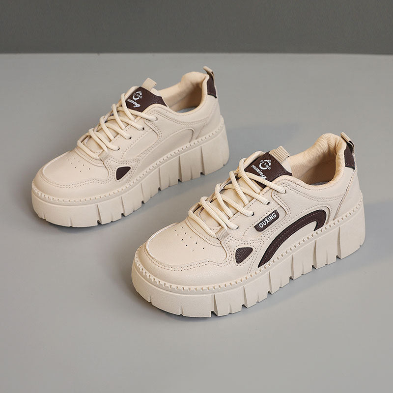Damen Sportliche Plateau-Sneaker mit innovativer Dämpfungstechnologie EB
